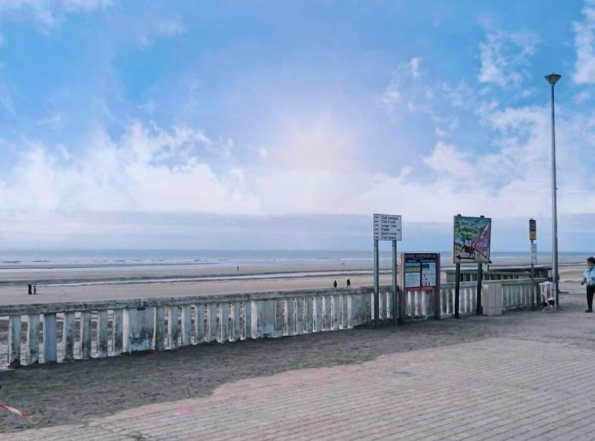 Joli T2 Bed & Breakfast Cucq Bagian luar foto